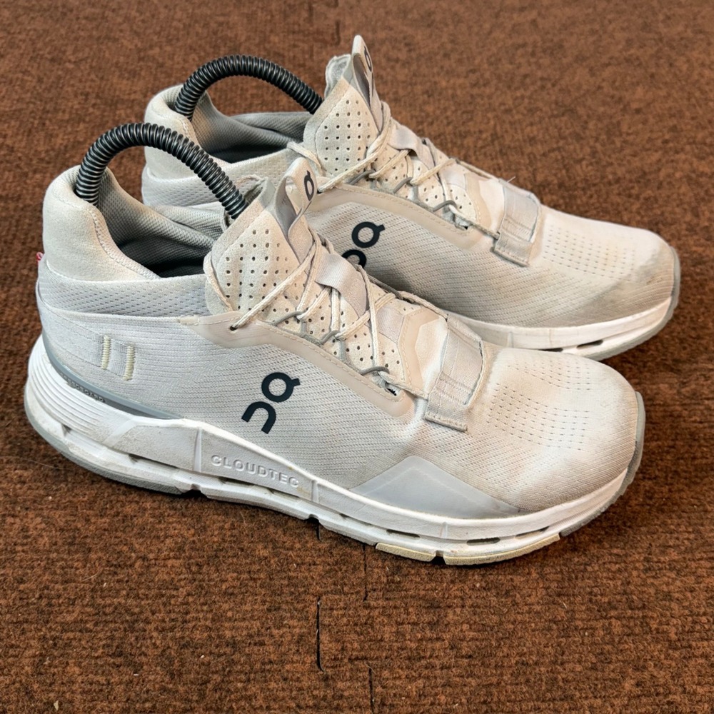 On Running Cloudflyer 4 Women Ivory White Road Running Shoes 8.5 3WE30222826 B+